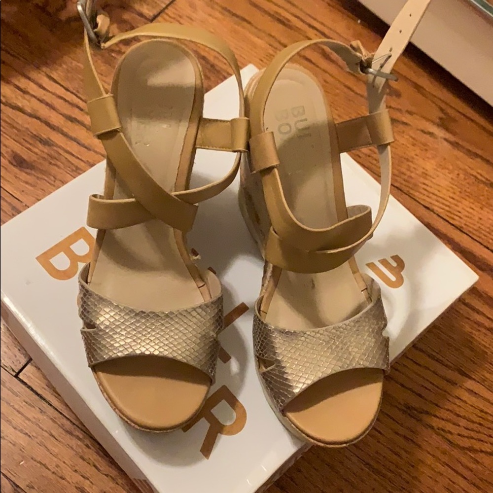 Bull boxer platform sandal size 39